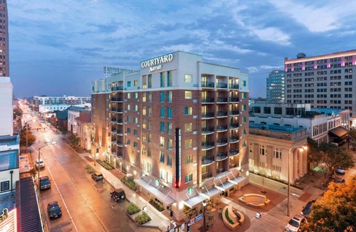 Baton Rouge Hotel | Courtyard by Marriott Baton Rouge Downtown