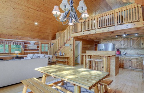 Vonore Cabin | Cove Life Cabin on the Lake!