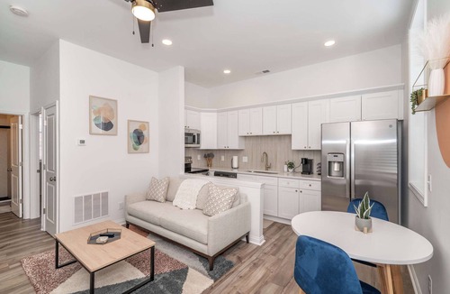 Covington Condo | Covington Charm 202