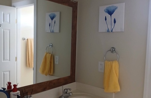 Evans House | Cozy 2 bedrooms in Evans for Travelling Medical Professionals