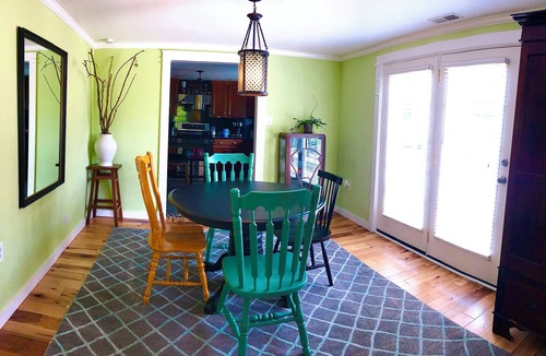 Lookout Valley Neighborhood Association House | Cozy 3-bedroom, 1 bath Cottage with scenic Mtn. views in Chattanooga