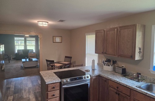 Ingalls House | Cozy 3-bedroom house in Crossett with cool AC and must have amenities