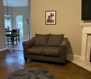 Conway House | Cozy 3 Bedroom House Pets Welcome Large Yard Conway