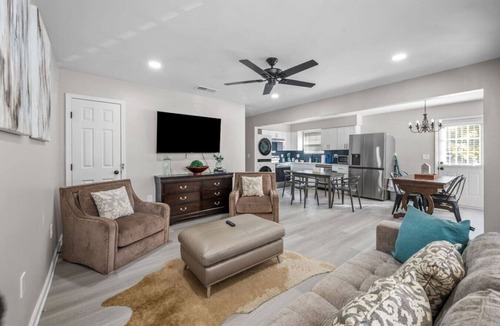 Marietta House | Cozy 3BR2BA Retreat w/Modern Comforts in Marietta