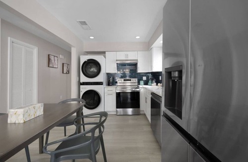 Marietta House | Cozy 3BR2BA Retreat w/Modern Comforts in Marietta