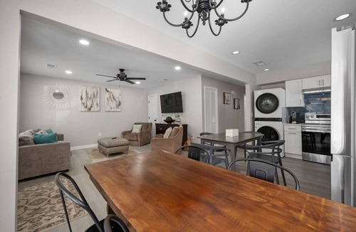 Marietta House | Cozy 3BR2BA Retreat w/Modern Comforts in Marietta