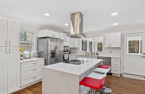 Sandy Springs House | Cozy 5BR home in Sandy Springs