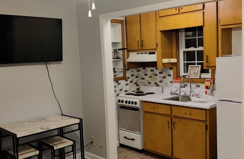 Stockbridge Apartment | Cozy and beautiful studio.