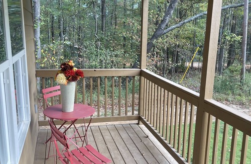 Counce Cabin | Cozy cabin Pickwick near Stateline boat ramp and State Park, with boat storage