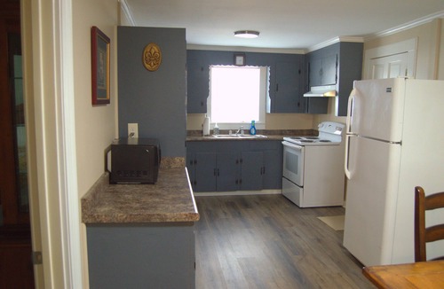Bayou Cane House | Cozy, centrally located, 1-bedroom house in Houma! On the Bayouside