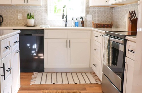 Brunswick House | Cozy, Coastal, Central, Kid/Dog Friendly Home
