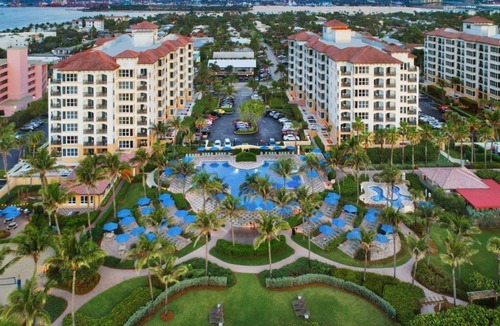 Palm Beach Shores Hotel | Cozy Coastal Retreat at Marriott's Ocean Pointe Studio