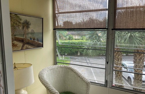 Lauderhill Condo | Cozy Condo in 55+ Community for seasonal rental