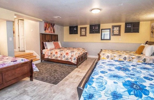 Sylvan Hills House | Cozy & Convenient | Deck,WiFi,NearAirport&Downtown