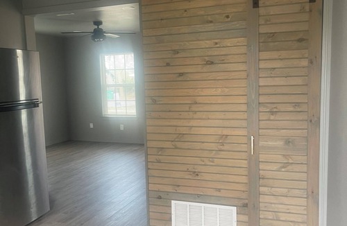 Cedar Hill House | Cozy Cottage Cedar Hill Welcoming house with AC in charming Cedar Hill