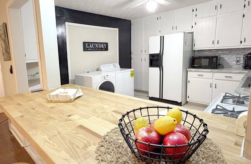 Lawrenceville House | Cozy Home in Lawrenceville
