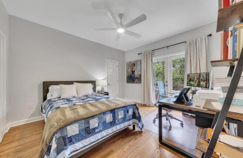 Ormewood Park House | Cozy home w fireplace & patio World Cup Ready