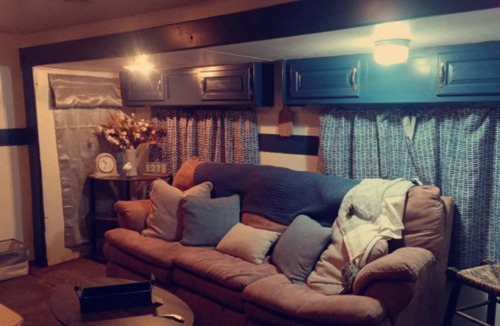 Fair Play Villa | Cozy lake front retreat ! Anglers Haven or sipping coffee on the covered porch.
