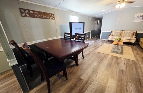 Monroe House | Cozy Modern 3-bedroom 2 full bath home