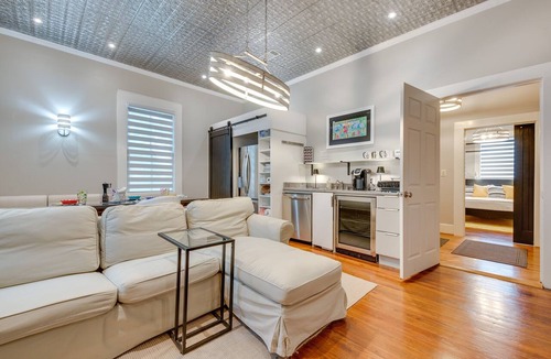 Norcross Apartment | Cozy + Modern Norcross Hideaway w/Covered Porches