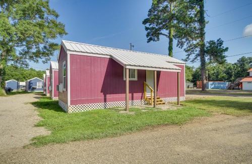 Picayune House | Cozy Picayune Tiny Home Rental ~ 4 Mi to Downtown!