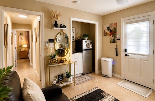 Orlando Apartment | Cozy Private Apartment - Stylish & Spotless — No sharing areas