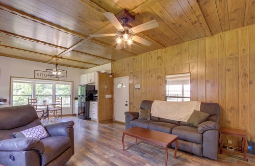 Sardis House | Cozy Sardis Vacation Rental ~ 3 Mi to Water!