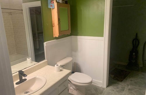 Tallahassee Apartment | Cozy Upstairs Studio