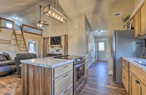 Summerville House | Creek-View Getaway w/Deck, Yard, & Fire Pit!