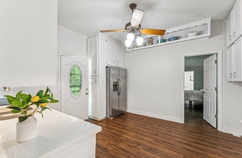 Leeds House | Creekside Newly Remodeled 3-bed home! BUCK-EES, OUTLETS, BARBER MS & BASS PRO!’