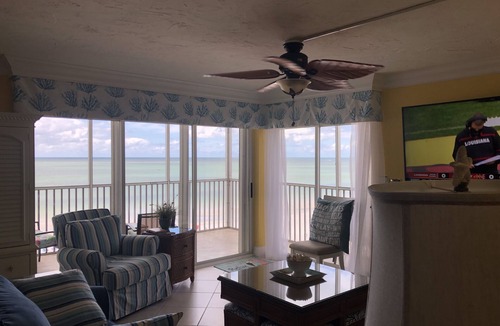 Siesta Key Condo | Crescent Arms Luxurious Gulf front Siesta Key Condo 604S