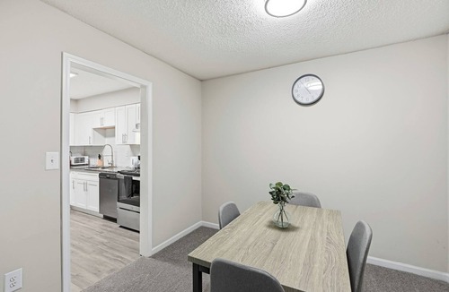 Marietta Apartment | Crest at East Cobb 1828 Relaxing, Comfy 2Bd 2Bt