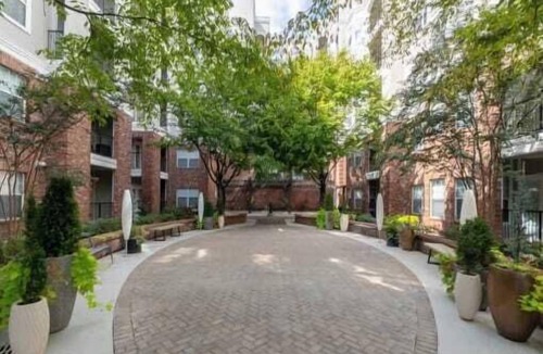 Old Fourth Ward Apartment | Crest at Midtown 1525 l 2 Bedroom 2 Bath