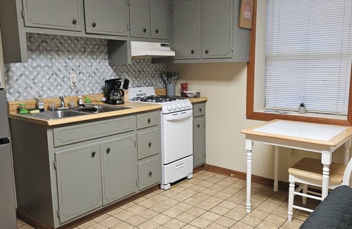Rogersville Apartment | D'Fishermen Trail - Cool studio with AC in outdoorsy Rogersville