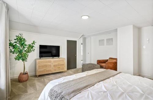 Danville House | Danville Four Kings