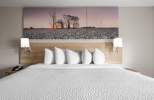 Alma Hotel | Days Inn by Wyndham Alma