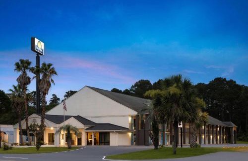Hardeeville Hotel | Days Inn by Wyndham Hardeeville Near Hilton Head