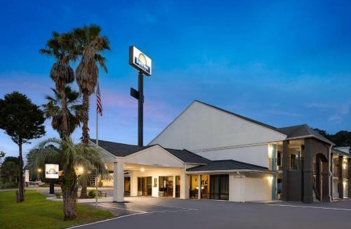Hardeeville Hotel | Days Inn by Wyndham Hardeeville Near Hilton Head