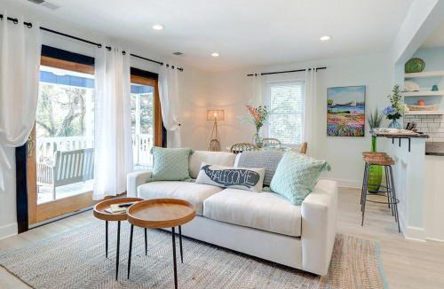 Savannah Beach House | Deja Blue B