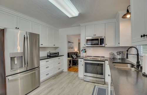 Augusta House | Delia's Delight, a lovely 4 bd/2 bth home is waiting for you!
