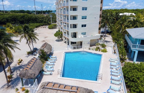 Tavernier Condo | Direct Oceanfront Corner Condo, WiFi, Pool, Gym, Panoramic Ocean Views!