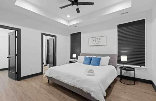 Chattanooga House | Downtown Chattanooga that Sleeps 8 with a Pool Table