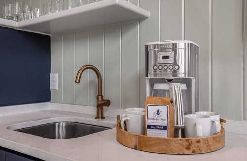 Fairhope Cottage | Downtown Cottage Hideaway Suite D