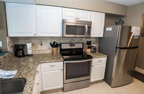 Gulf Lagoon Beach Condo | E1201 Million Dollar View! 3 Gulf Front Pools, Gated Condo