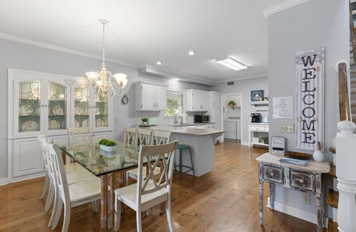 East Beach House | East Beach Family Friendly Home, sleeps 9