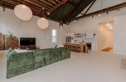 Madison Apartment | East Main Lofts -Roller Rink 301