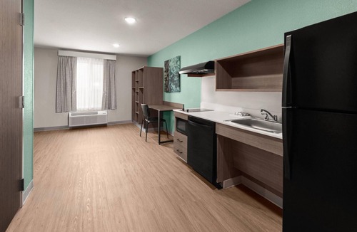Pasadena Hotel | ECHO Suites Extended Stay by Wyndham Houston Pasadena Fwy Pl