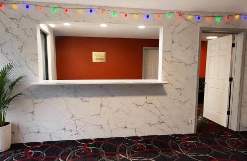 Calhoun Hotel | Econo Lodge Calhoun South