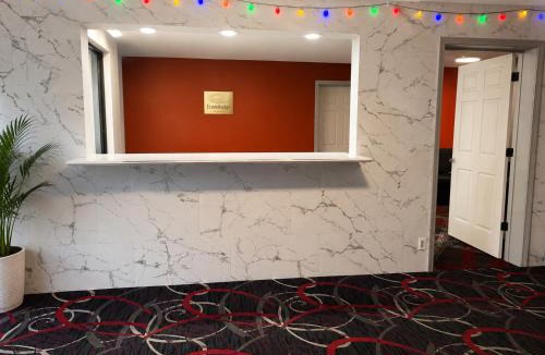 Calhoun Hotel | Econo Lodge Calhoun South