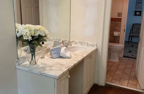 Washington Bed & Breakfast | Edwards room at Chantilly bed & breakfast in charming Washington GA